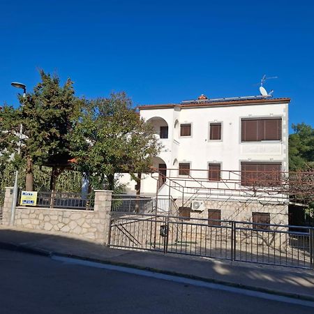 Apartments Vila Tisa Mali Lošinj Extérieur photo
