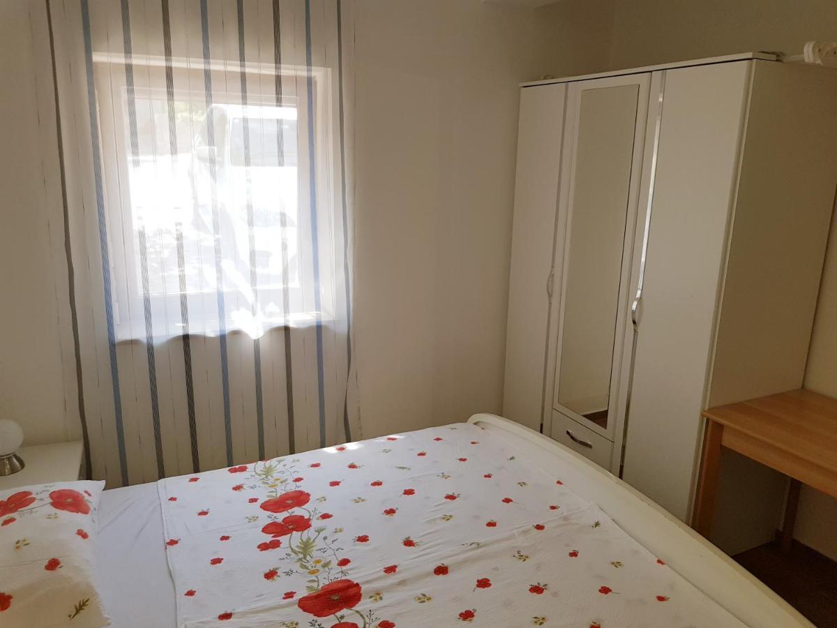 Apartments Vila Tisa Mali Lošinj Extérieur photo
