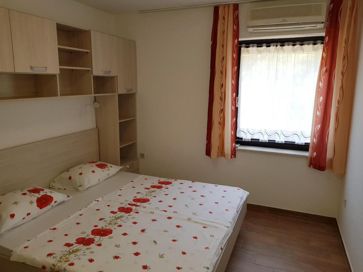 Apartments Vila Tisa Mali Lošinj Extérieur photo
