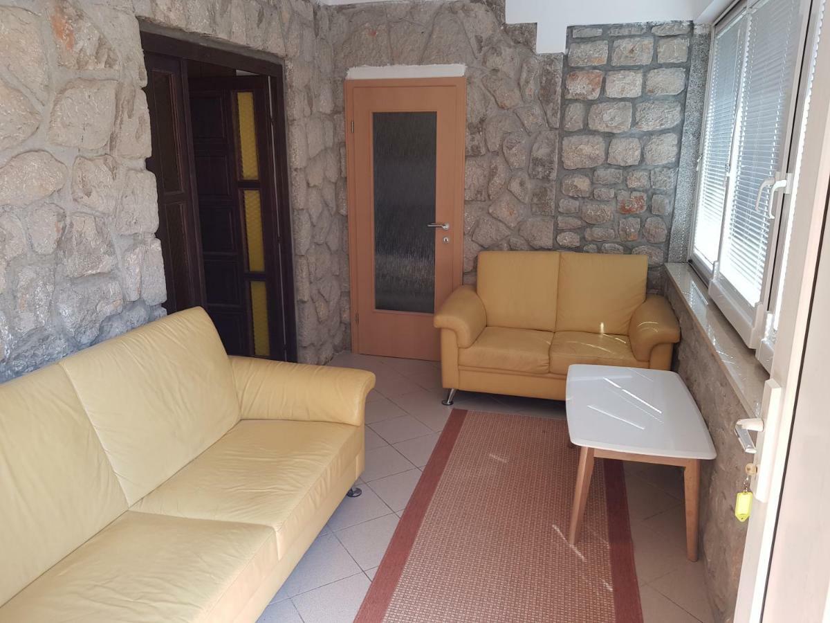 Apartments Vila Tisa Mali Lošinj Extérieur photo