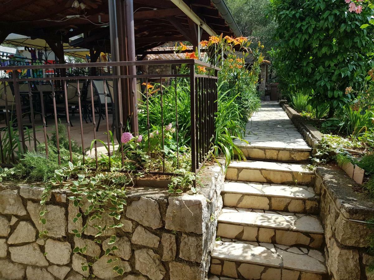 Apartments Vila Tisa Mali Lošinj Extérieur photo