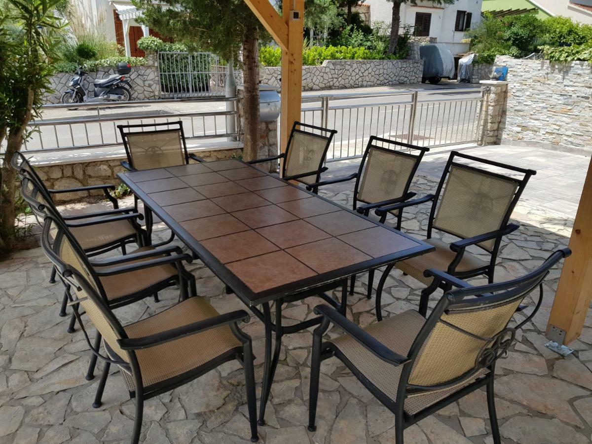 Apartments Vila Tisa Mali Lošinj Extérieur photo